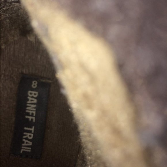 Banff Trail Boots Women's Size 8 Cognac Faux Fur Lining Waterproof - Picture 7 of 8